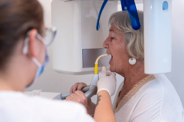 Best Holiday Emergency Dentist in Albion, IN